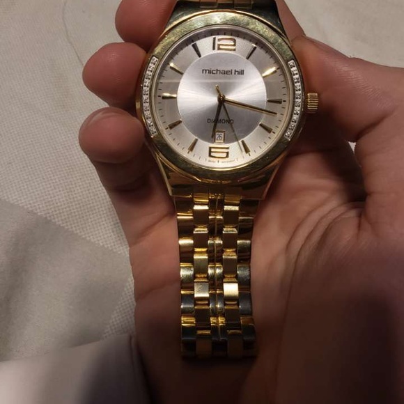 Watch - Picture 3 of 6